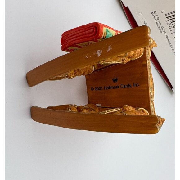 Hallmark Keepsake Mrs. Claus's Chair Christmas Ornament 2001 Quilt White Cat - Picture 8 of 12